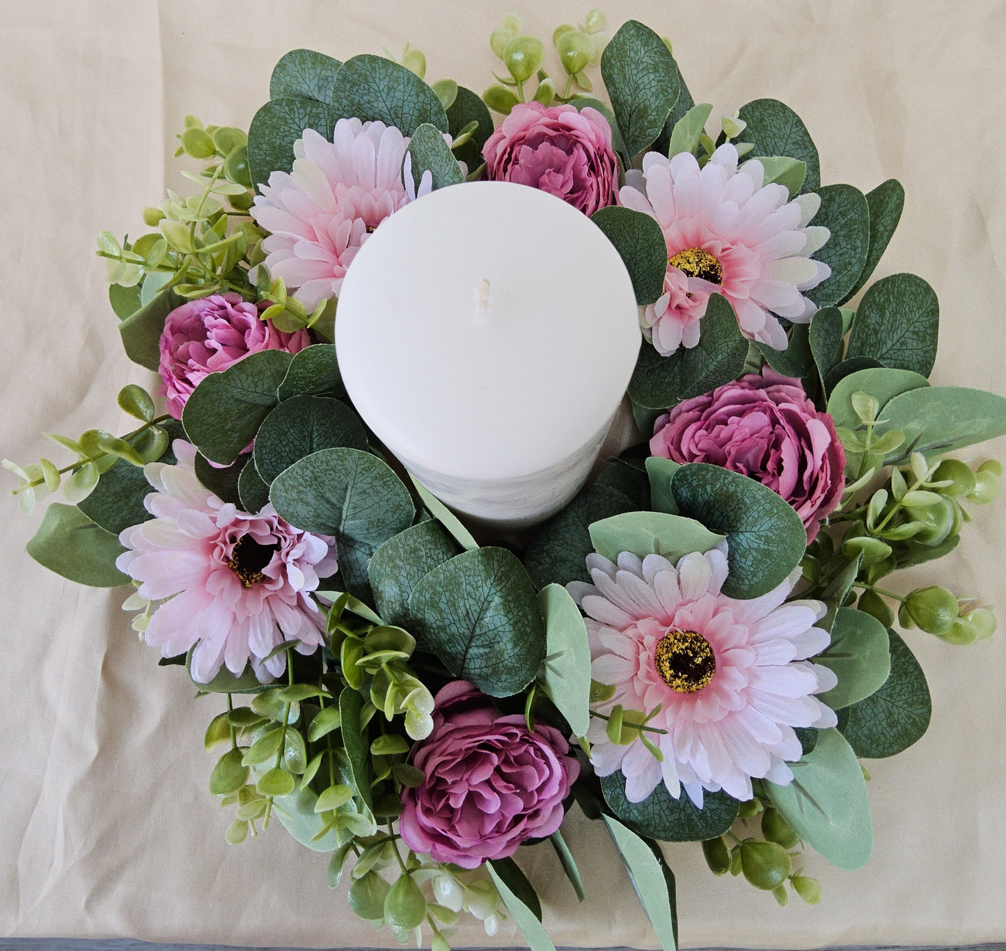 Gerbera Dream: Faux Wreath or Candle Holder