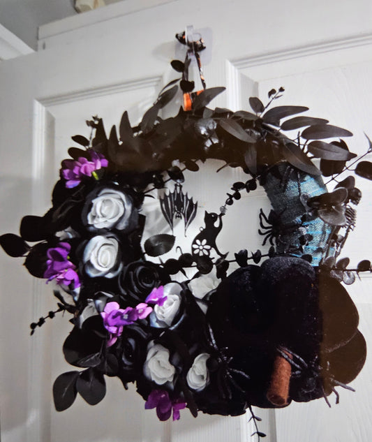 Gothic Halloween Handmade Wreath. (H1)